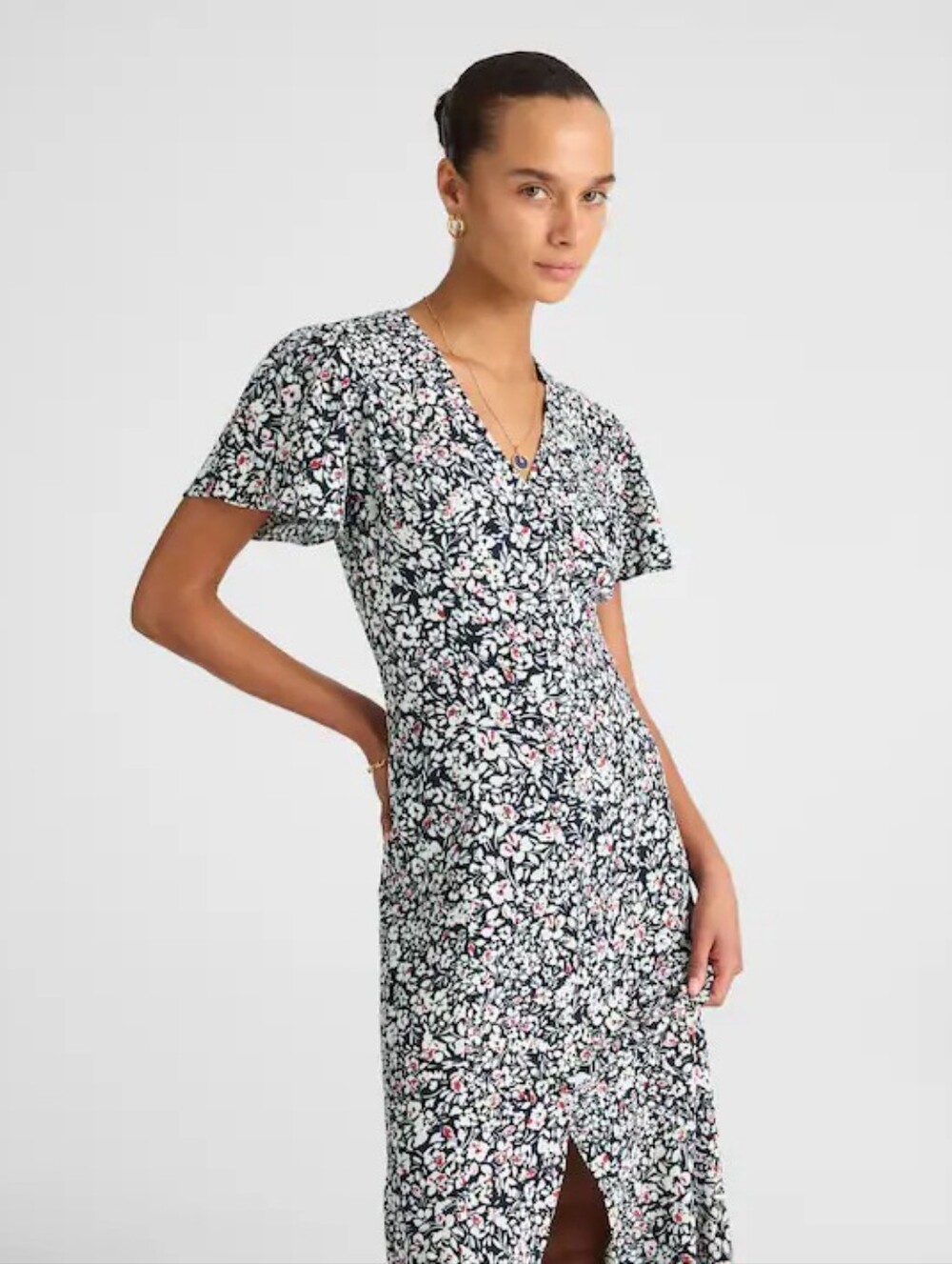 Madewell Button-Front Flutter-Sleeve Midi Dress in Floral